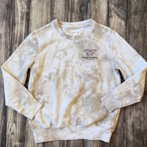 Abercrombie Kids Pink Butterfly Tie-Dye Soft Sweatshirt 9/10